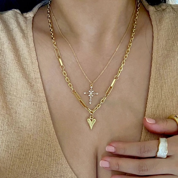 Jewelry - Heart necklace